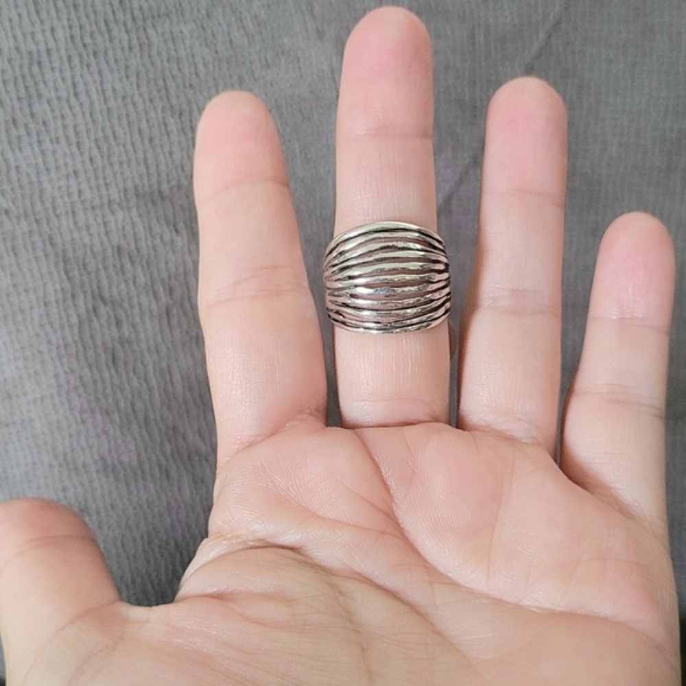 Noa Zuman Sterling Silver🤍 Convexed Bands Ring💍 - Picture 12 of 16